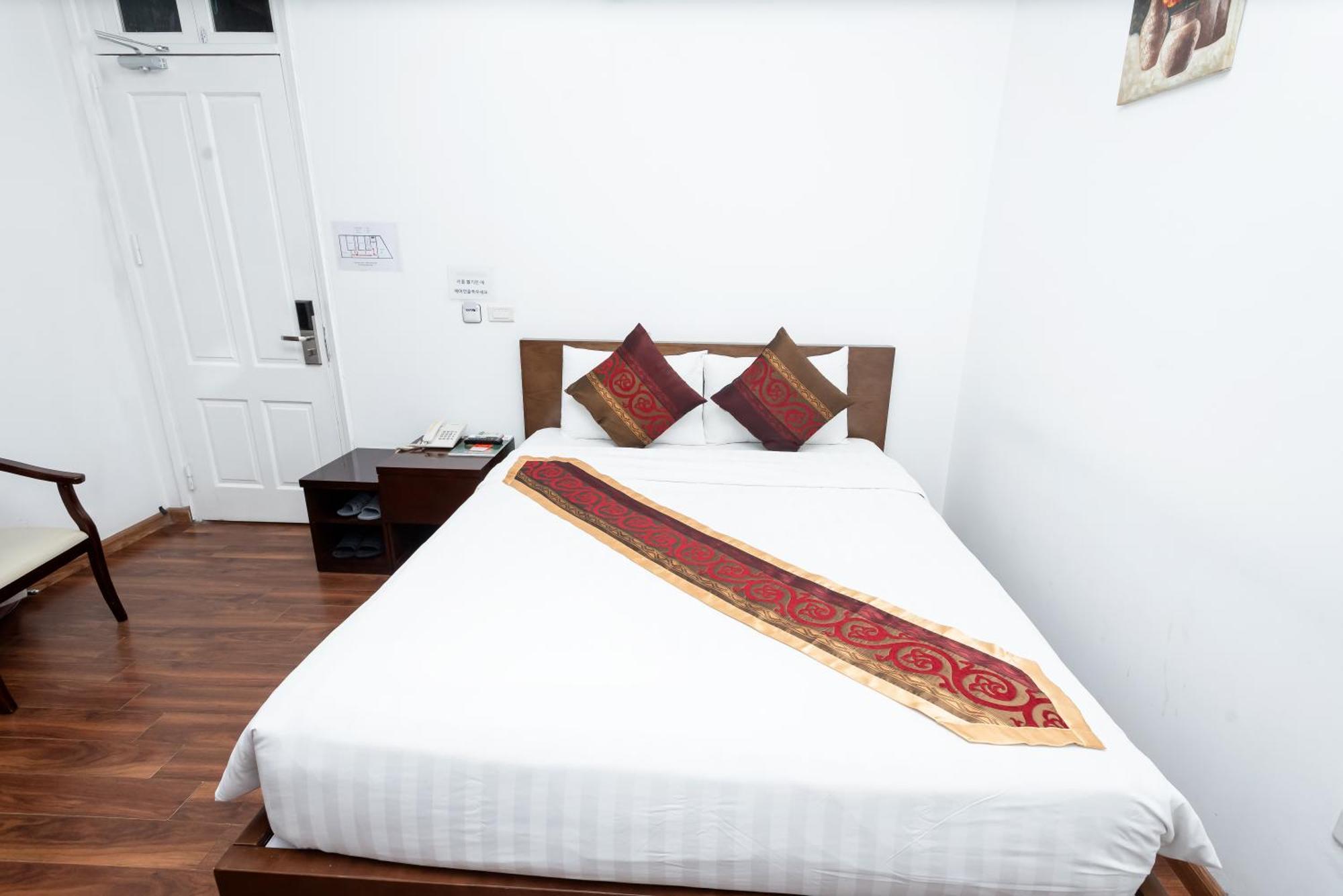 Khach San Rococo Otel Hanoi Dış mekan fotoğraf